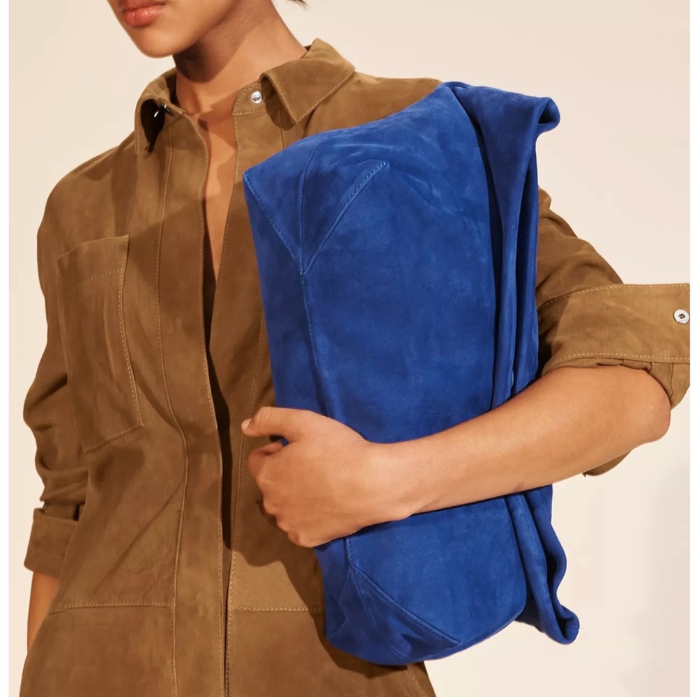 Viral Zara blue suede bag